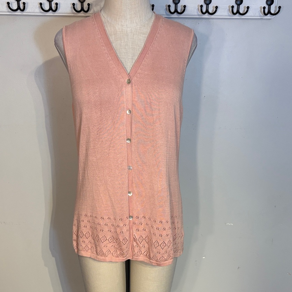 Rena Rowan Blush Peach Pink sweater vest nWT size Medium.